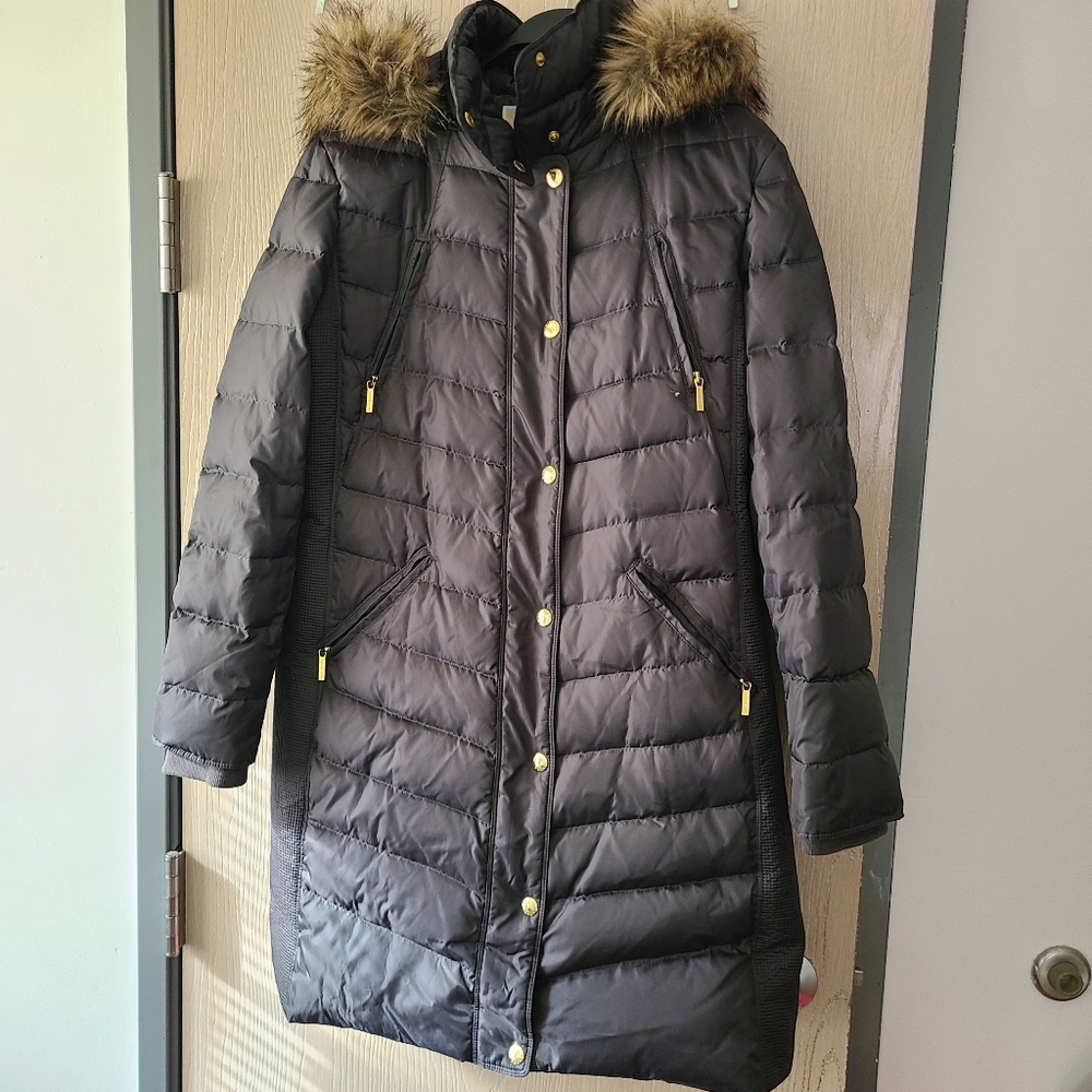 MICHAEL KORS GRAY DOWN KNEE LENGTH COAT